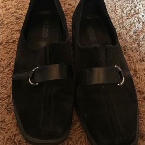 ECCO 41 black suede